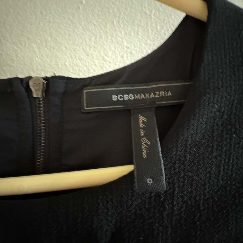 BCBG MAXAZARIA BLACK DRESS
